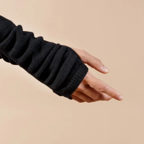 L Black Cashmere Sweater Dress Long Sleeves, Womens Knit Midi Winter Dress NWT - Picture 6 of 12